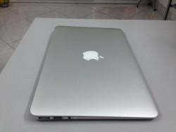 Laptop cũ MacBook Air 13 MD231 mid 2012_1