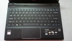 Laptop cũ Sony Vaio SVE11115EGB _2