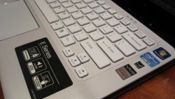 Laptop cũ Sony Vaio SVE14122CVW _1