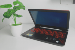 Laptop Asus TUF GAMING FX504GD-E4437T_2